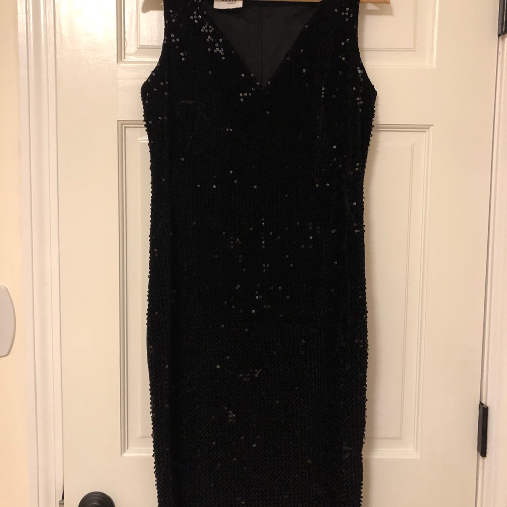 Akris Punto Black velvet sequined dress